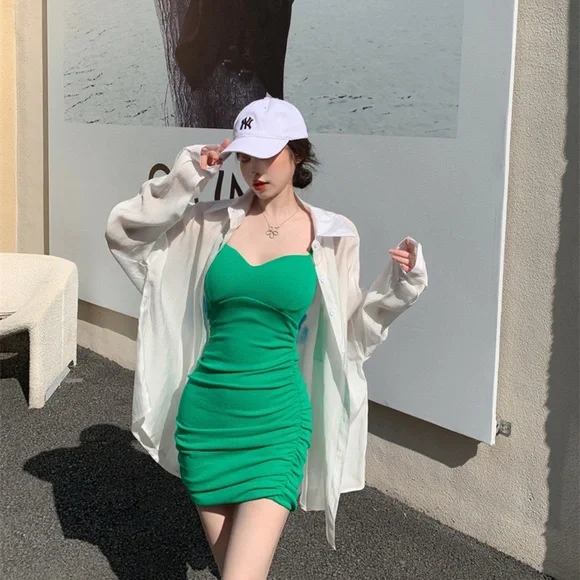 Stylish Dress - Picture 5 of 7